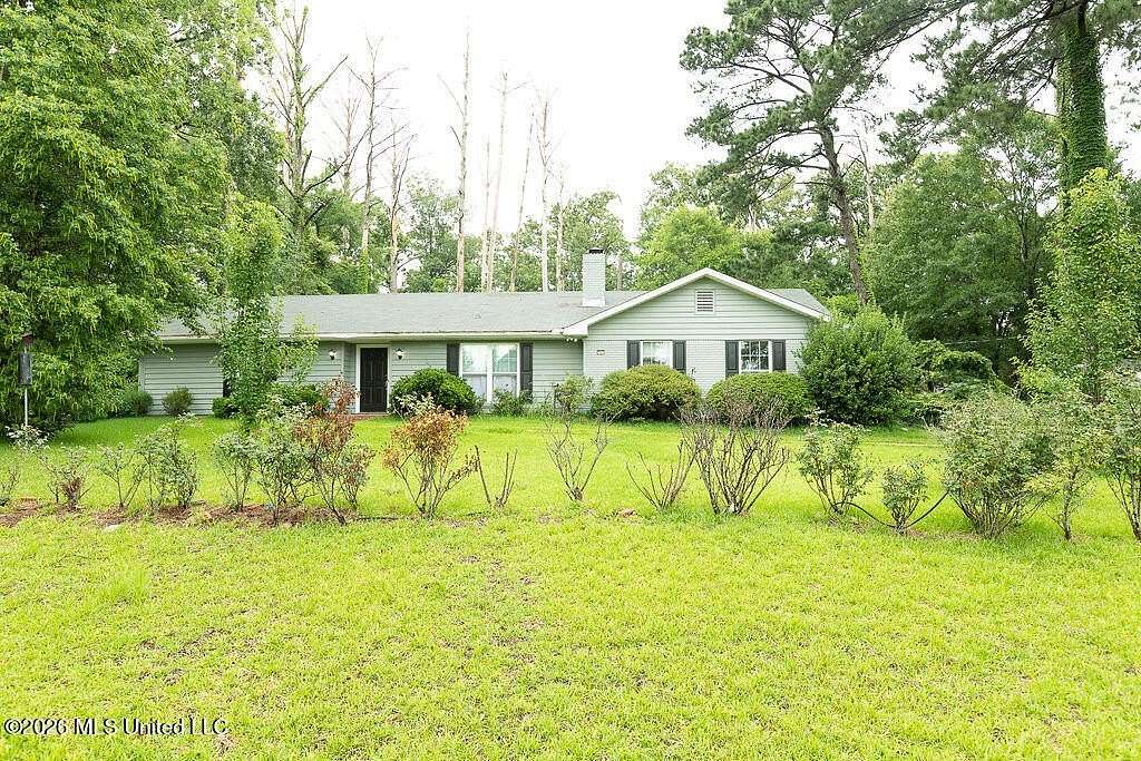 4 Acres of Land with Home for Sale in Brandon, Mississippi