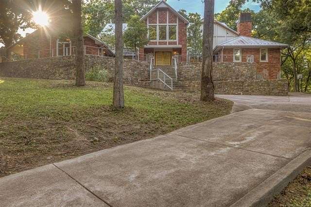 2 Acres of Land with Home for Sale in Tulsa, Oklahoma
