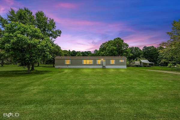 2.5 Acres of Land with Home for Sale in Keithville, Louisiana