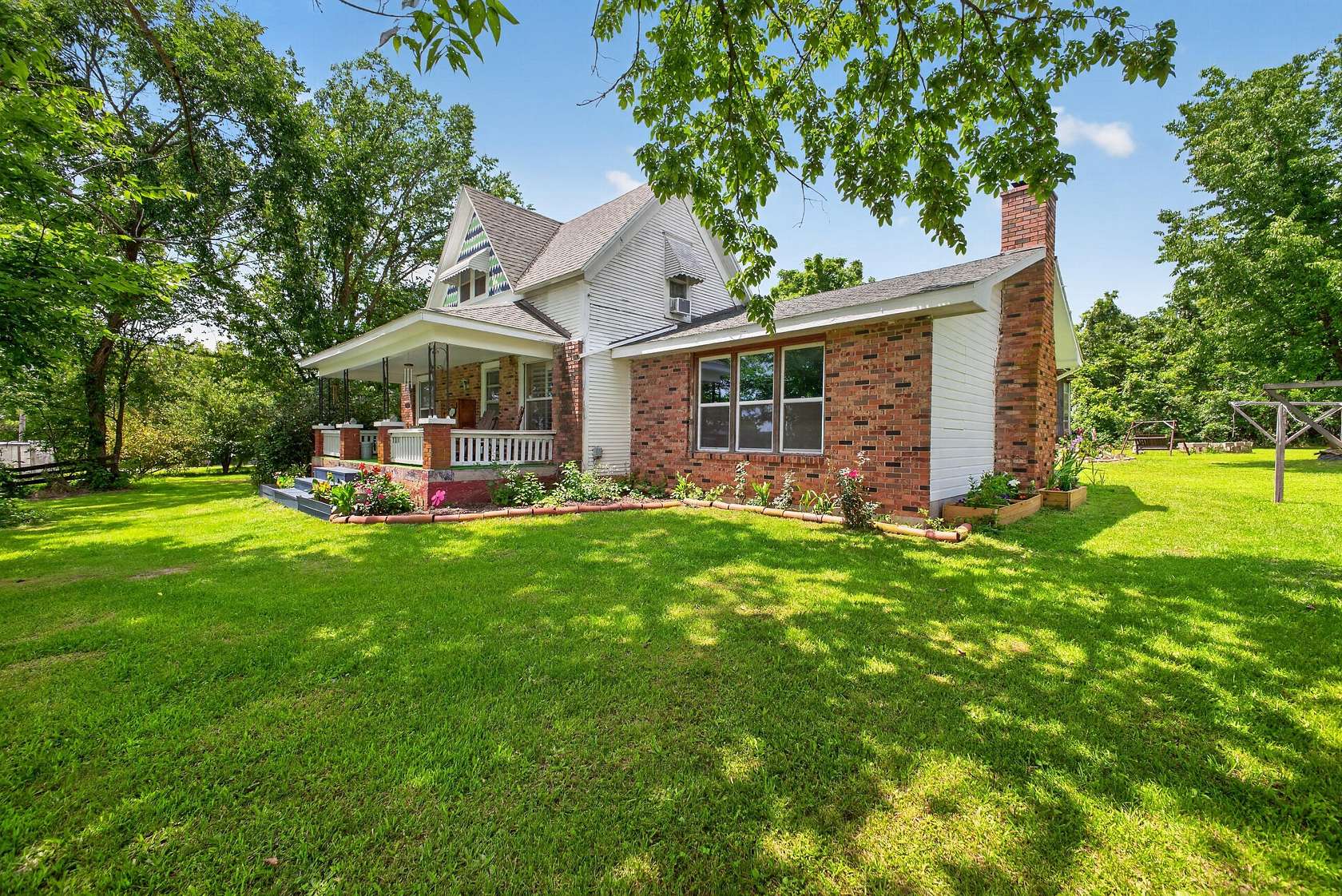 4.4 Acres of Land with Home for Sale in Conway, Missouri