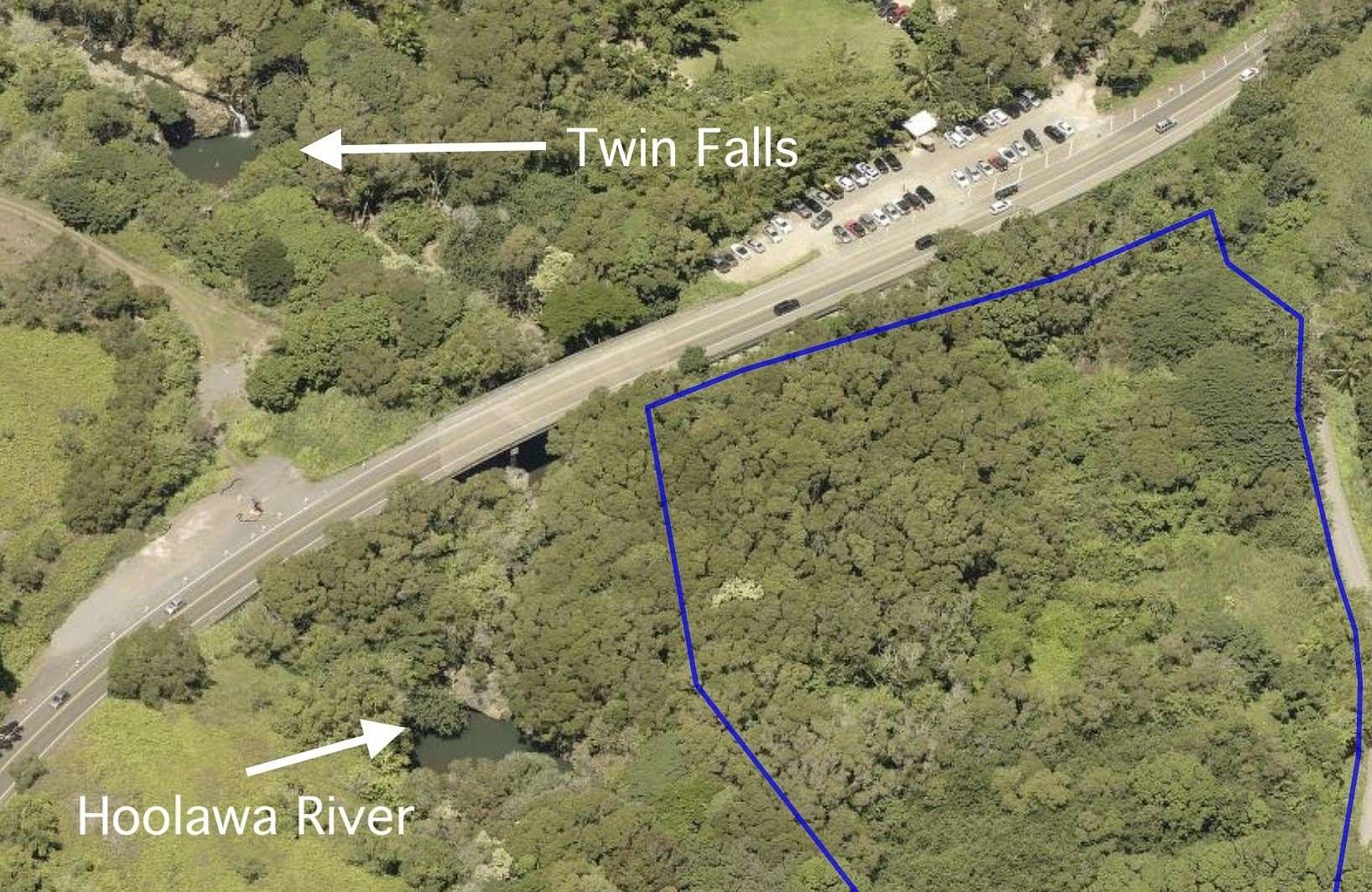 4.43 Acres of Residential Land for Sale in Haʻikū, Hawaii