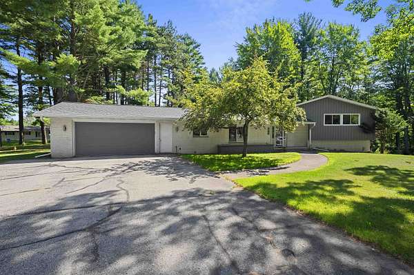 1.8 Acres of Land with Home for Sale in Peshtigo, Wisconsin