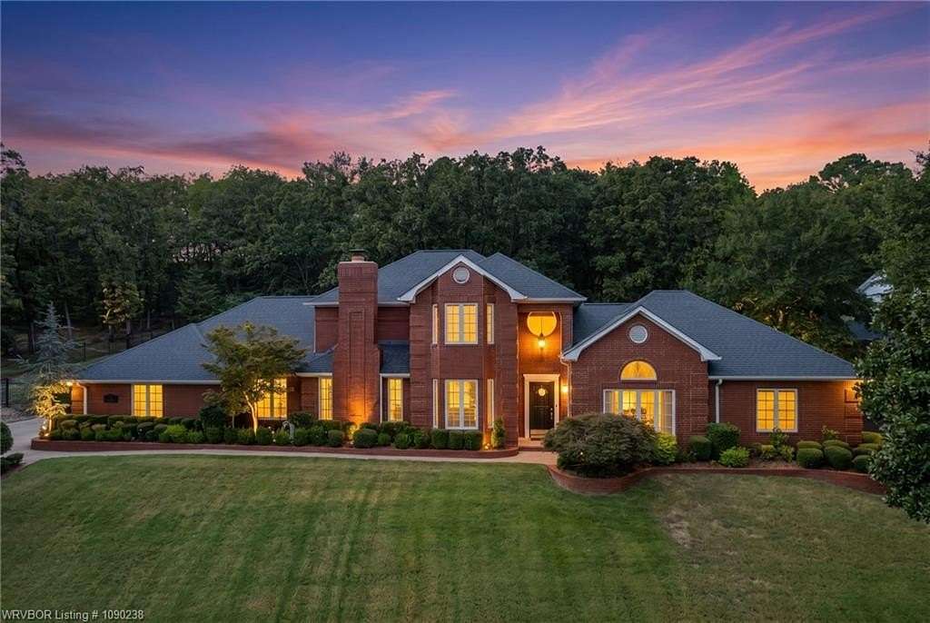 1.5 Acres of Land with Home for Sale in Fort Smith, Arkansas
