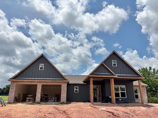 3.12 Acres of Land with Home for Sale in Picayune, Mississippi
