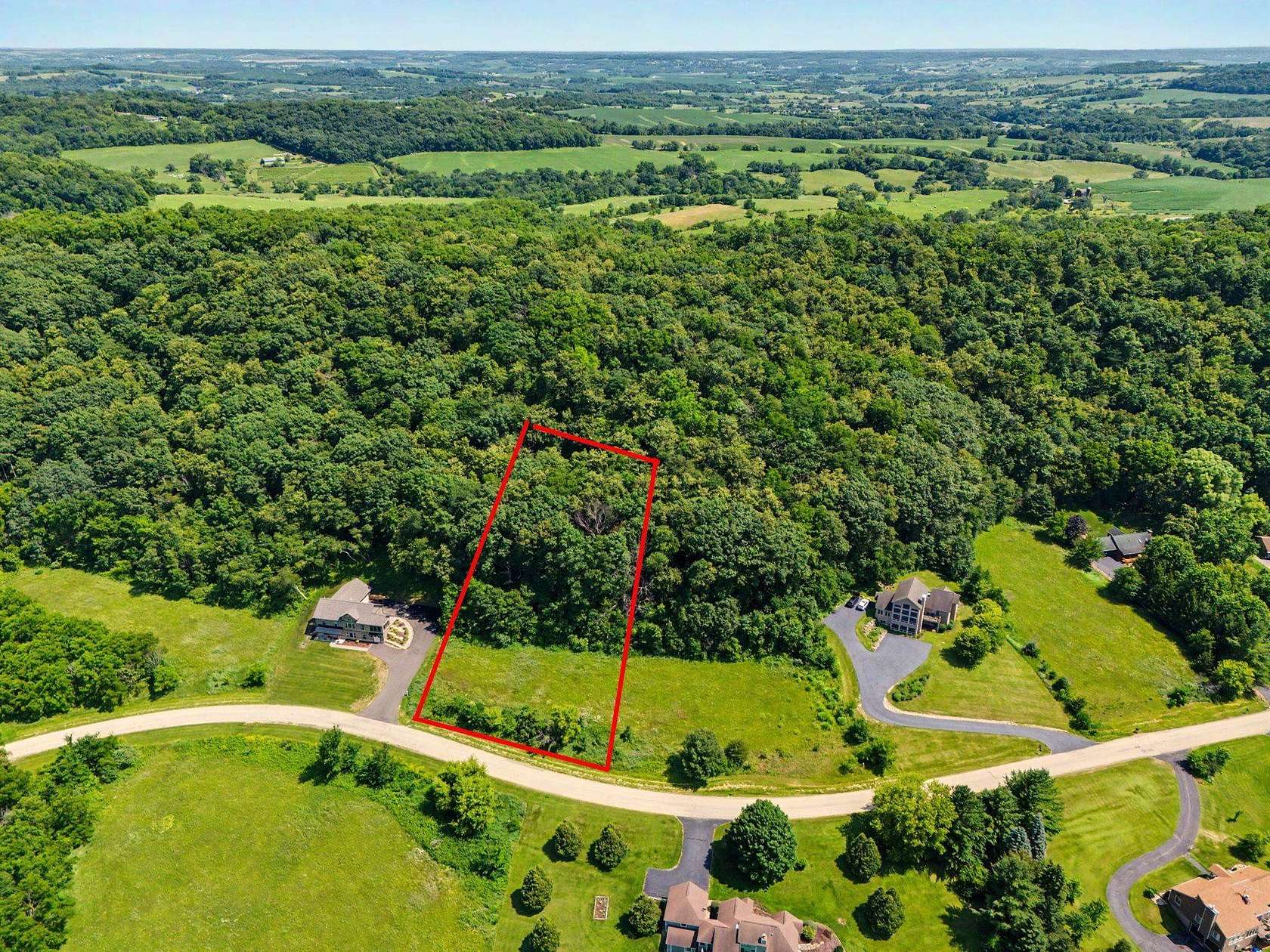 1.29 Acres of Residential Land for Sale in Galena, Illinois
