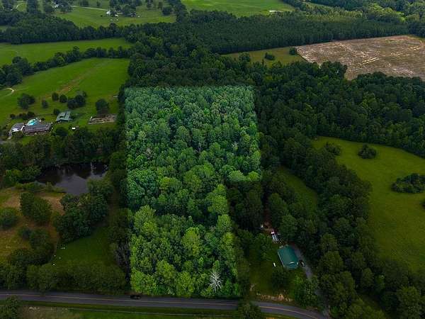 6.67 Acres of Land for Sale in Calhoun, Georgia