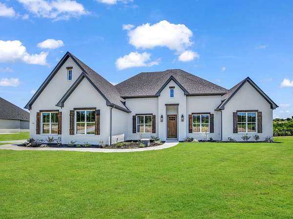 2 Acres of Land with Home for Sale in Fort Worth, Texas