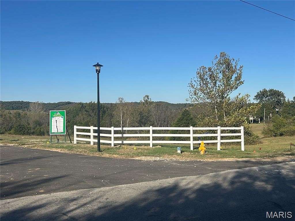 1.63 Acres of Residential Land for Sale in Pacific, Missouri
