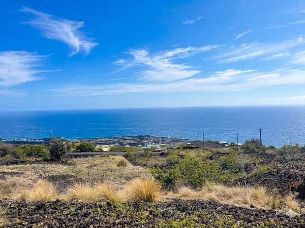 1 Acre of Residential Land for Sale in Captain Cook, Hawaii