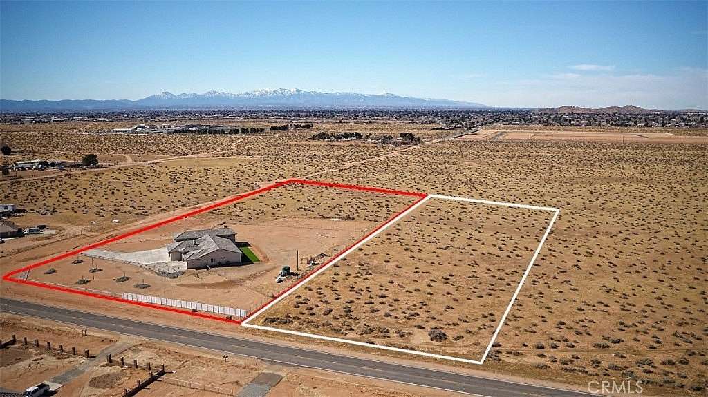 4 Acres of Land for Sale in Apple Valley, California