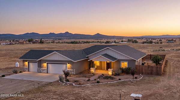 2 Acres of Land with Home for Sale in Paulden, Arizona