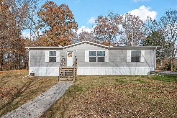 3 Acres of Land with Home for Sale in Cookeville, Tennessee