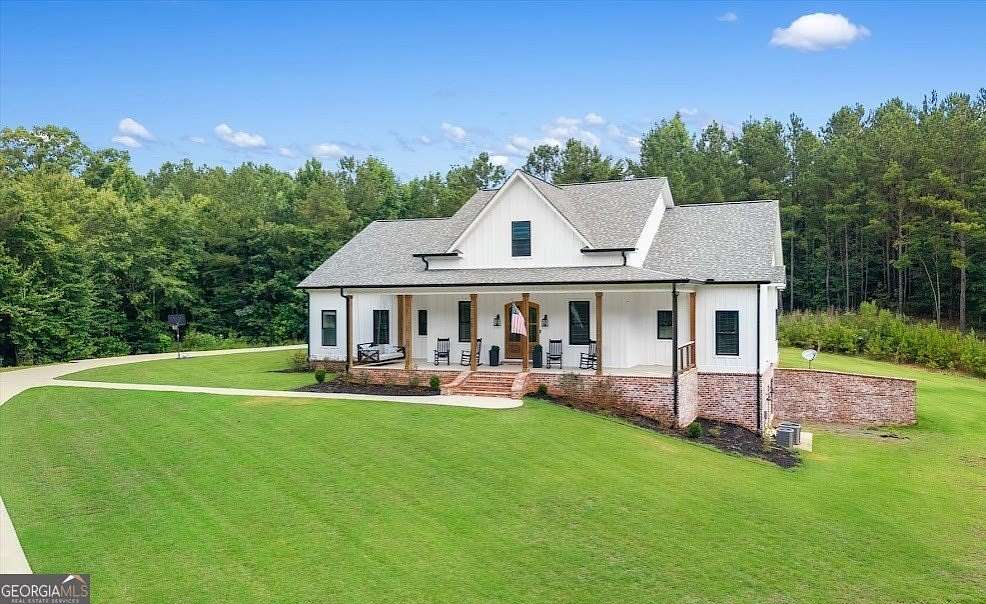 5 Acres of Land with Home for Sale in Heflin, Alabama