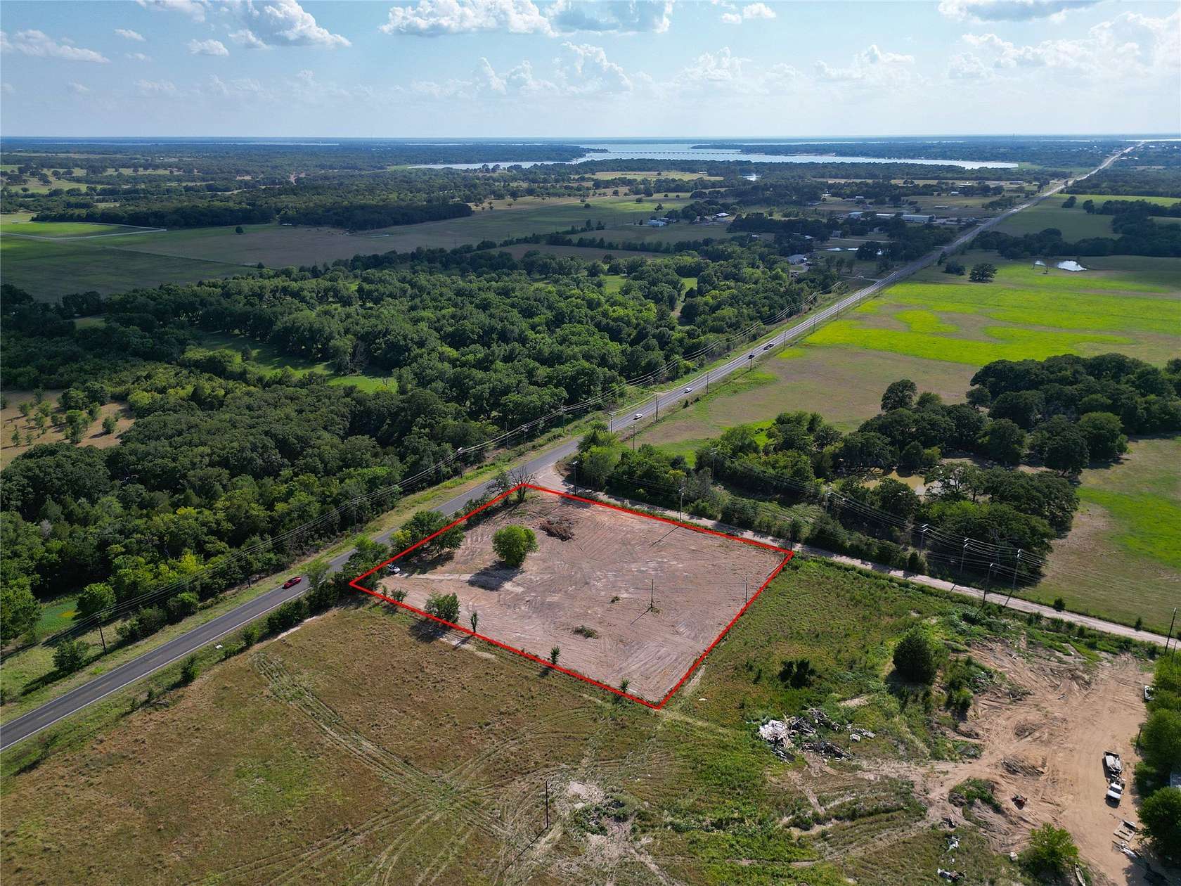 2 Acres of Mixed-Use Land for Sale in Gun Barrel City, Texas