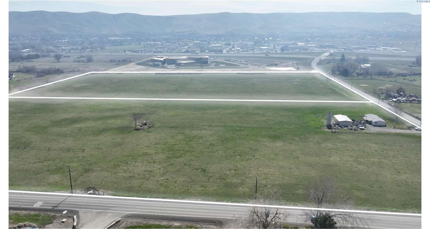 20 Acres of Commercial Land for Sale in Prosser, Washington