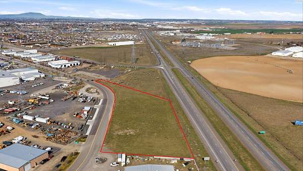 2.77 Acres of Commercial Land for Sale in Pasco, Washington