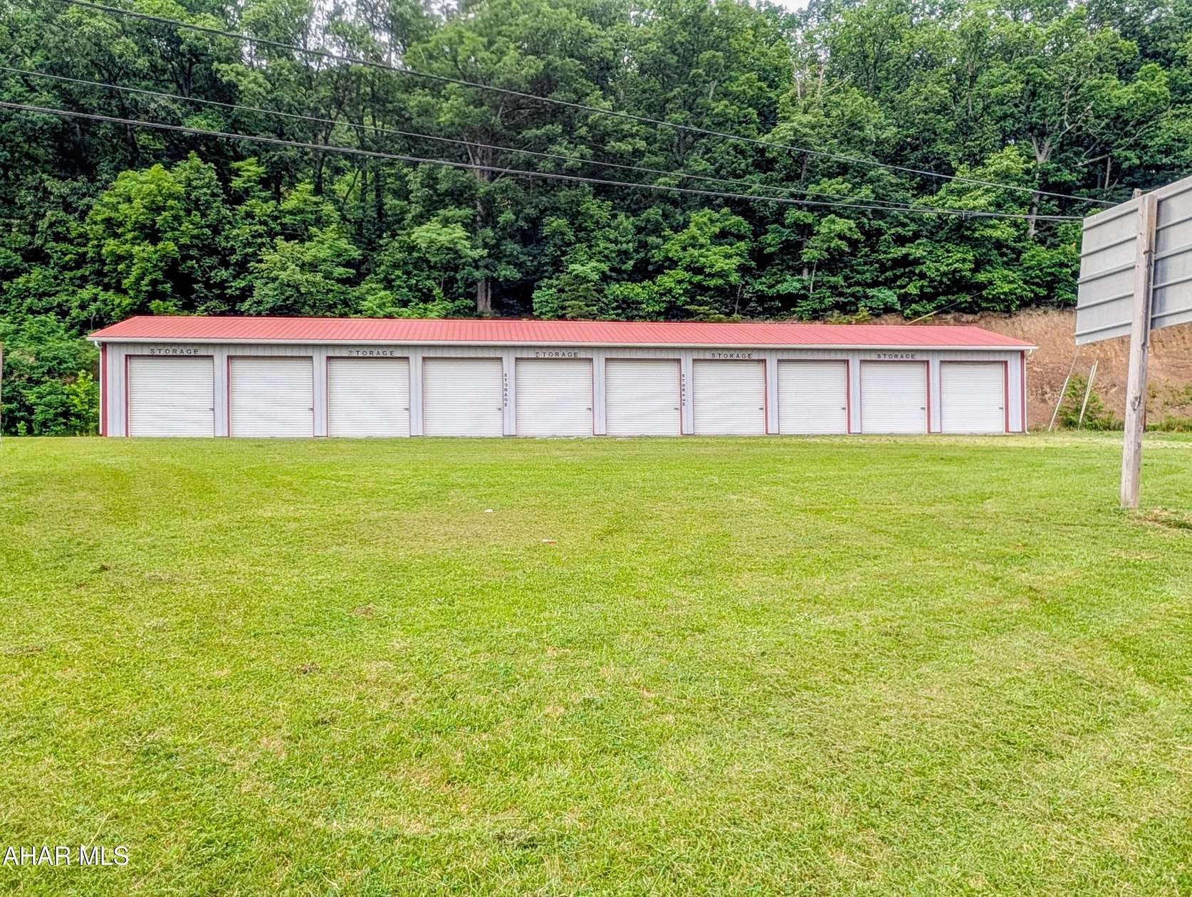 1.5 Acres of Improved Commercial Land for Sale in Everett, Pennsylvania