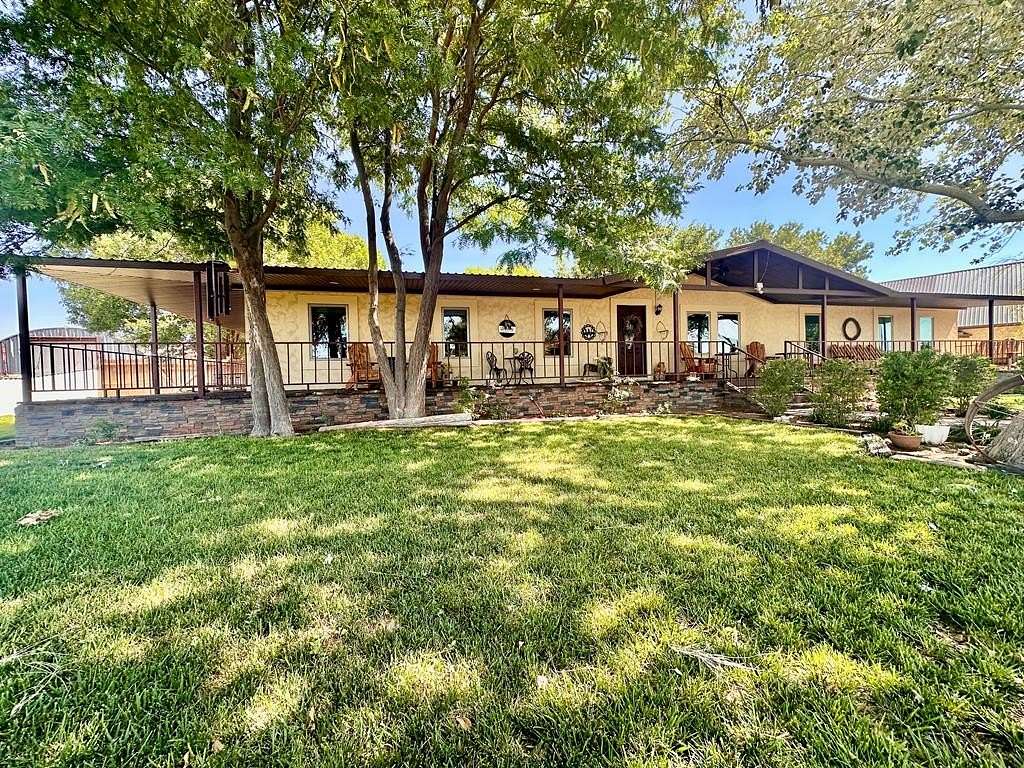 6 Acres of Land with Home for Sale in Seminole, Texas