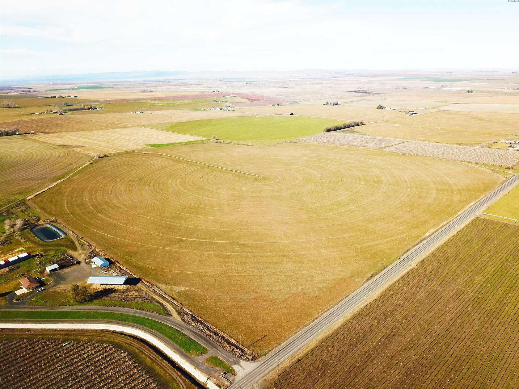 161 Acres of Improved Agricultural Land for Sale in Othello, Washington