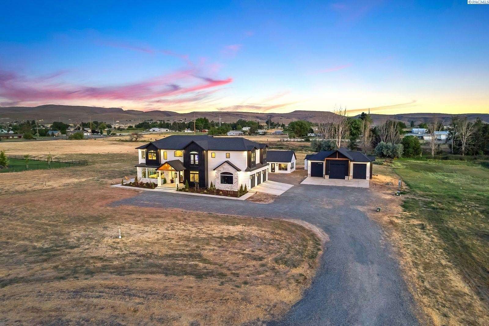 3.66 Acres of Land with Home for Sale in Yakima, Washington