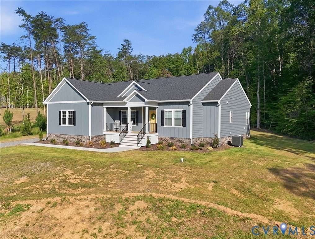 3.6 Acres of Land with Home for Sale in Goochland, Virginia