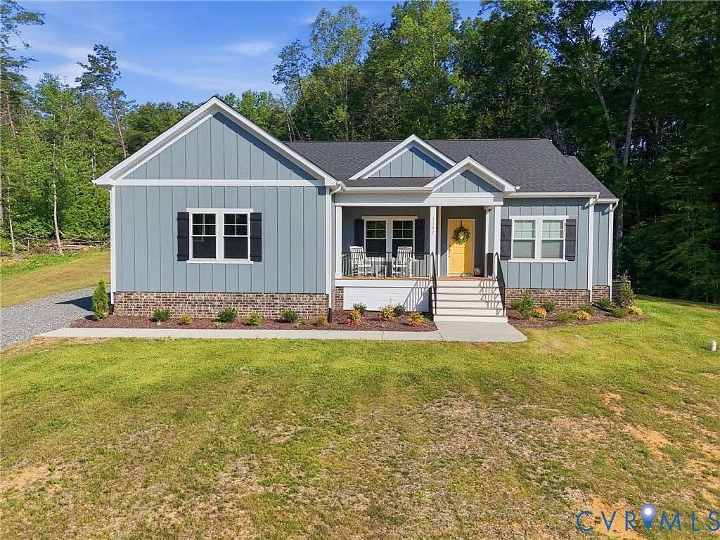 3.6 Acres of Land with Home for Sale in Goochland, Virginia