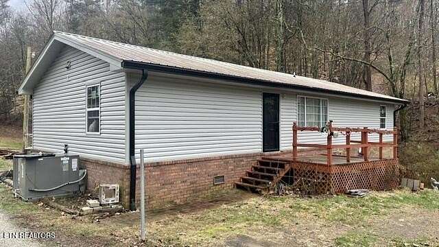 7.75 Acres of Land with Home for Sale in Harriman, Tennessee