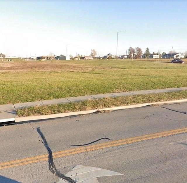 0.9 Acres of Commercial Land for Sale in Basehor, Kansas
