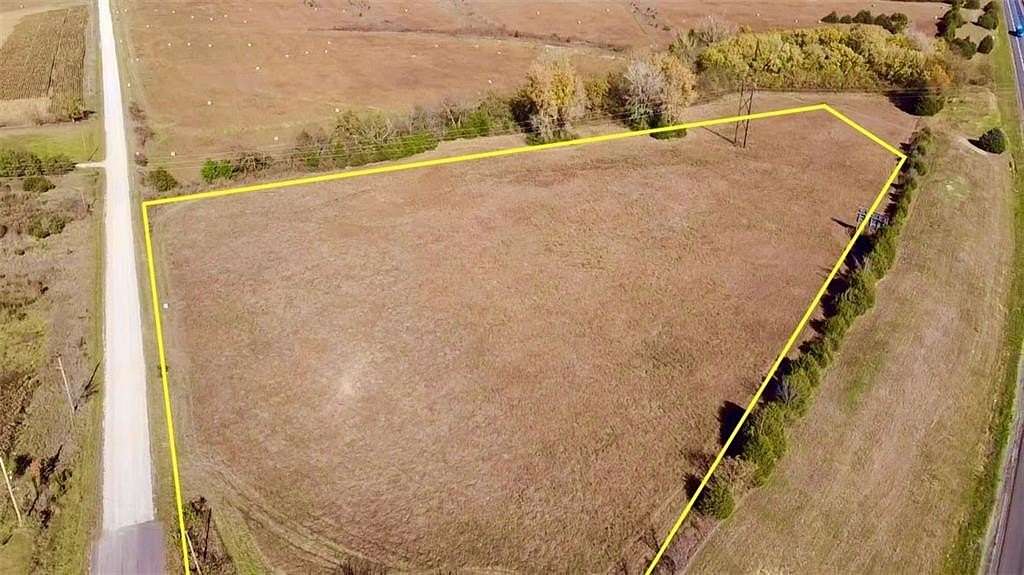 7.36 Acres of Land for Sale in Tonganoxie, Kansas