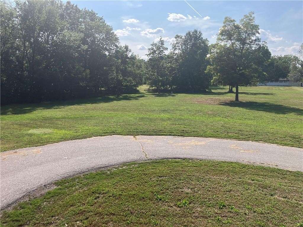 0.53 Acres of Land for Sale in La Cygne, Kansas