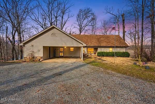 21.4 Acres of Land with Home for Sale in Hernando, Mississippi