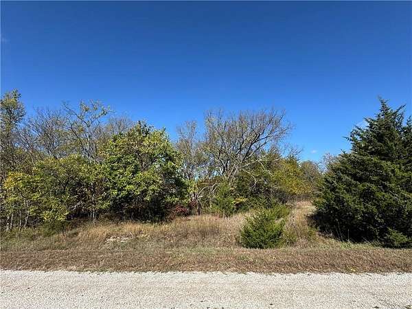 0.39 Acres of Residential Land for Sale in Linn Valley, Kansas