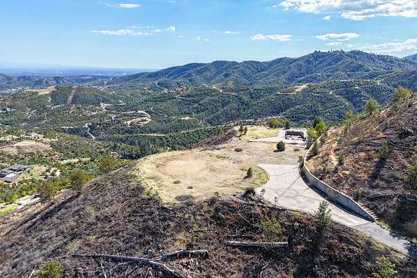 16.9 Acres of Land for Sale in Redding, California