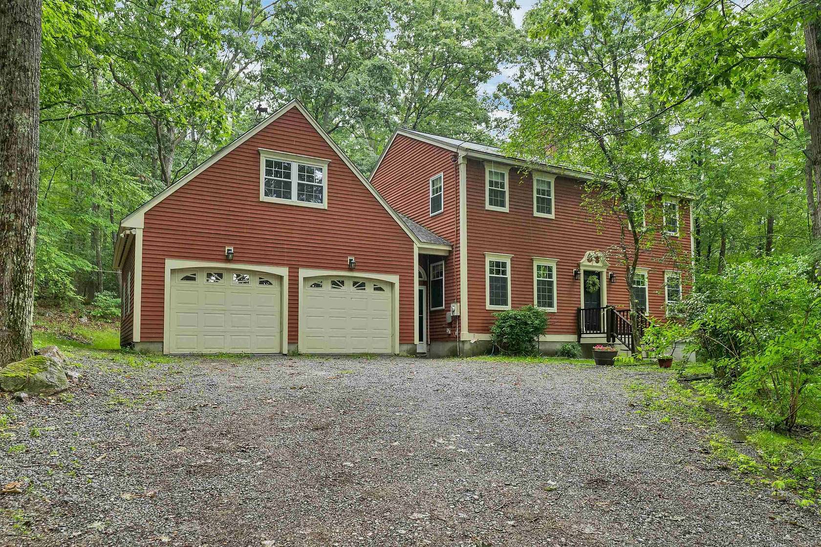 5.1 Acres of Land with Home for Sale in Dunbarton Town, New Hampshire