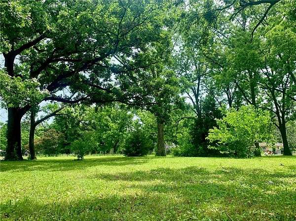 0.64 Acres of Residential Land for Sale in Pleasanton, Kansas