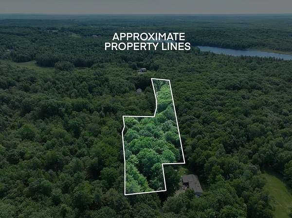 3.66 Acres of Residential Land for Sale in Litchfield Town, Maine