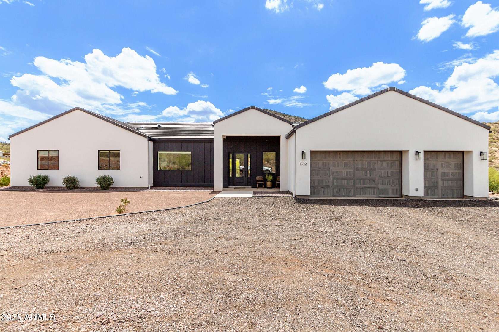 1.73 Acres of Land with Home for Sale in Phoenix, Arizona