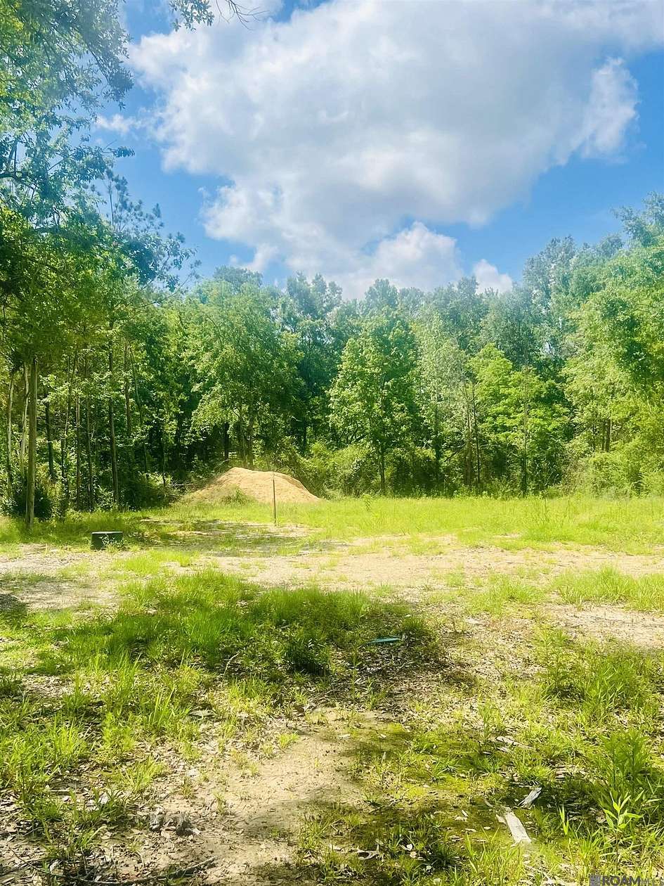 6.75 Acres of Land for Sale in Clinton, Louisiana