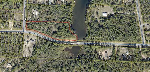 2 Acres of Residential Land for Sale in DeFuniak Springs, Florida