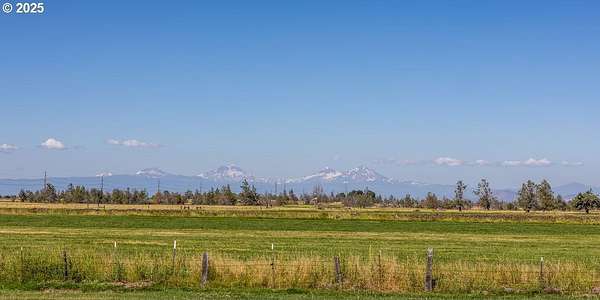 2 Acres of Land for Sale in Powell Butte, Oregon