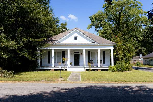 7 Acres of Land with Home for Sale in Columbia, Mississippi