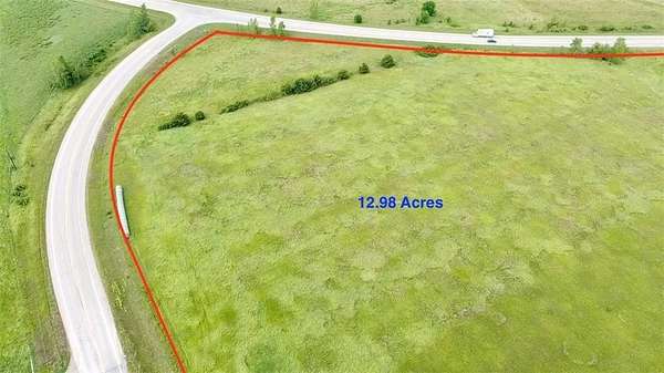 13 Acres of Commercial Land for Sale in Tonganoxie, Kansas