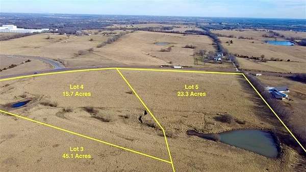 23.3 Acres of Commercial Land for Sale in Tonganoxie, Kansas