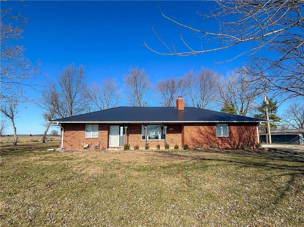 10 Acres of Land with Home for Sale in Pleasanton, Kansas
