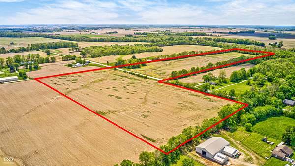 61 Acres of Land for Sale in Morristown, Indiana