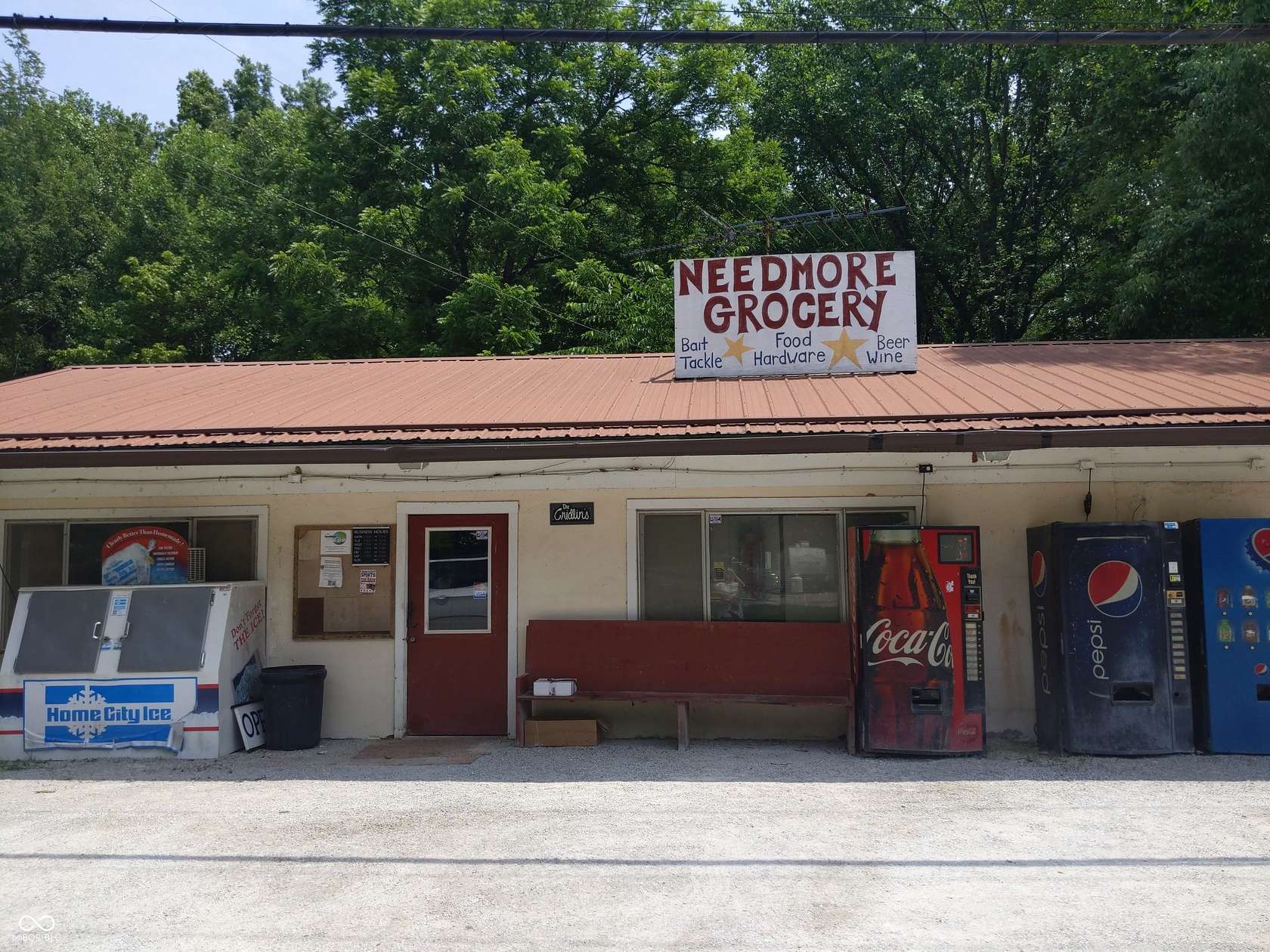 2.5 Acres of Land with Home for Sale in Nashville, Indiana