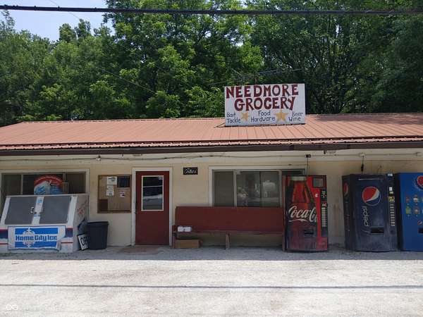 2.5 Acres of Land with Home for Sale in Nashville, Indiana