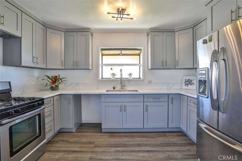 2.5 Acres of Land with Home for Sale in Lancaster, California