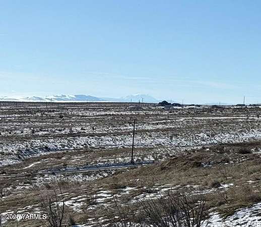 10.4 Acres of Land for Sale in Selah, Washington