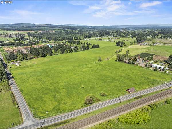 22 Acres of Agricultural & Residential Land for Sale in Winlock, Washington